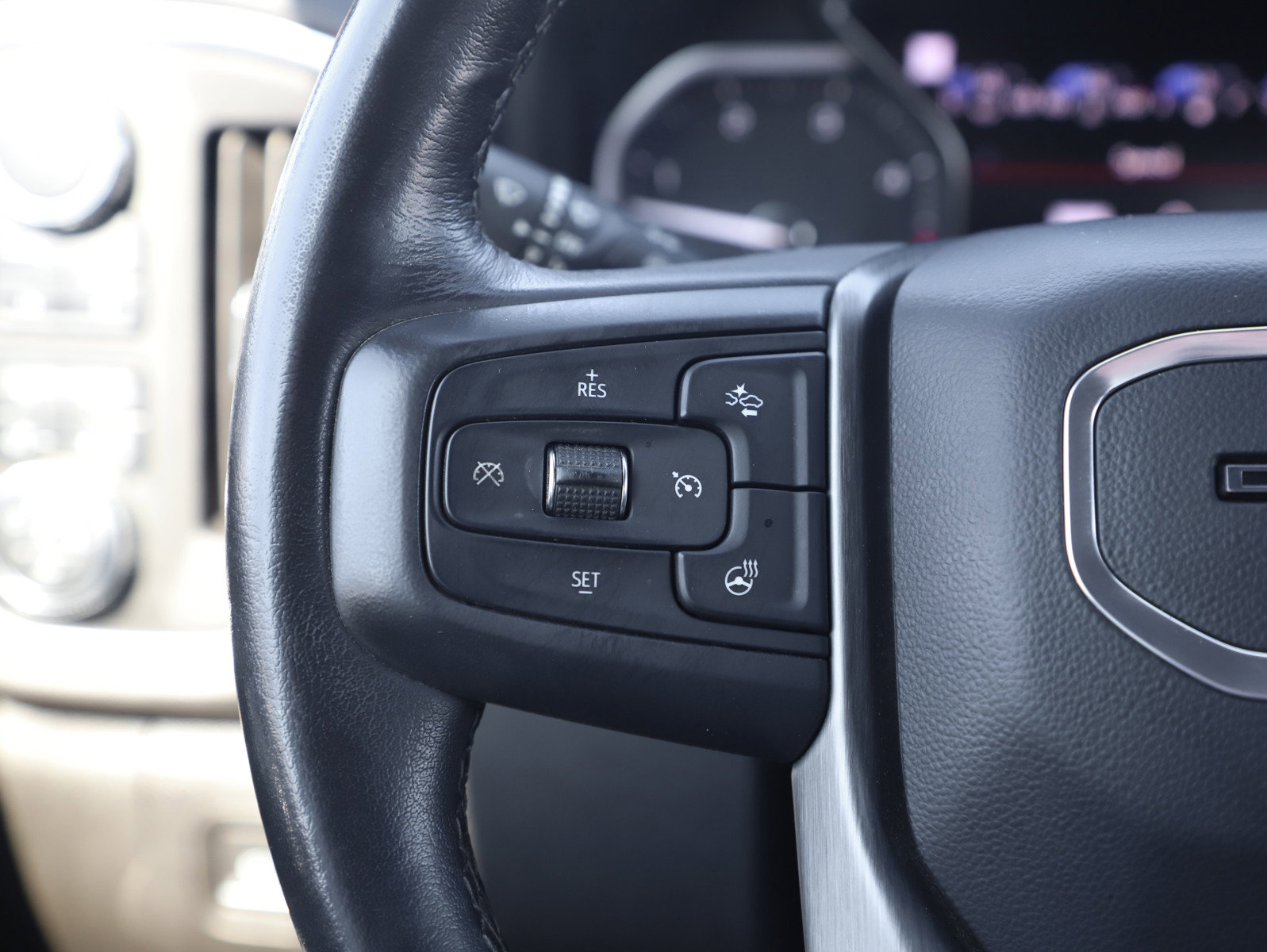 Used 2022 GMC Sierra 3500 Denali image 24