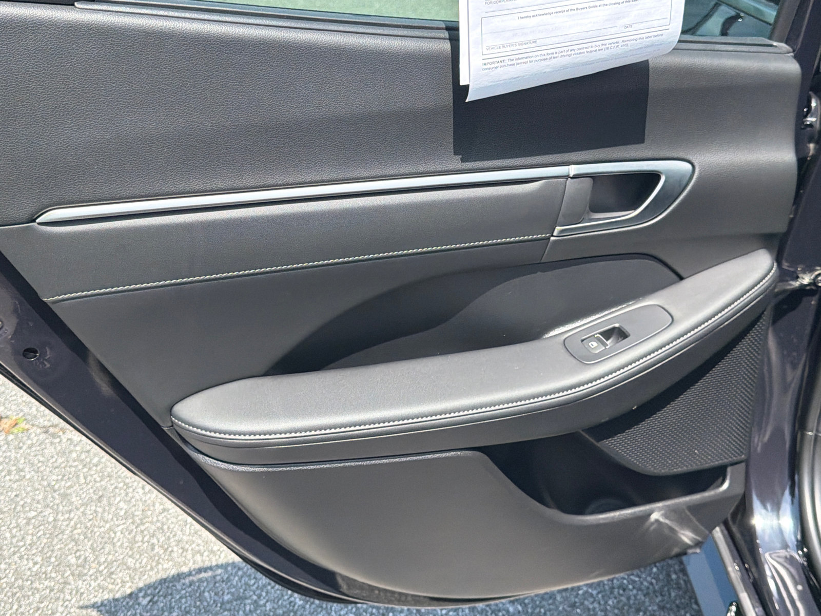 Certified 2025 Hyundai Sonata Limited FWD image 23
