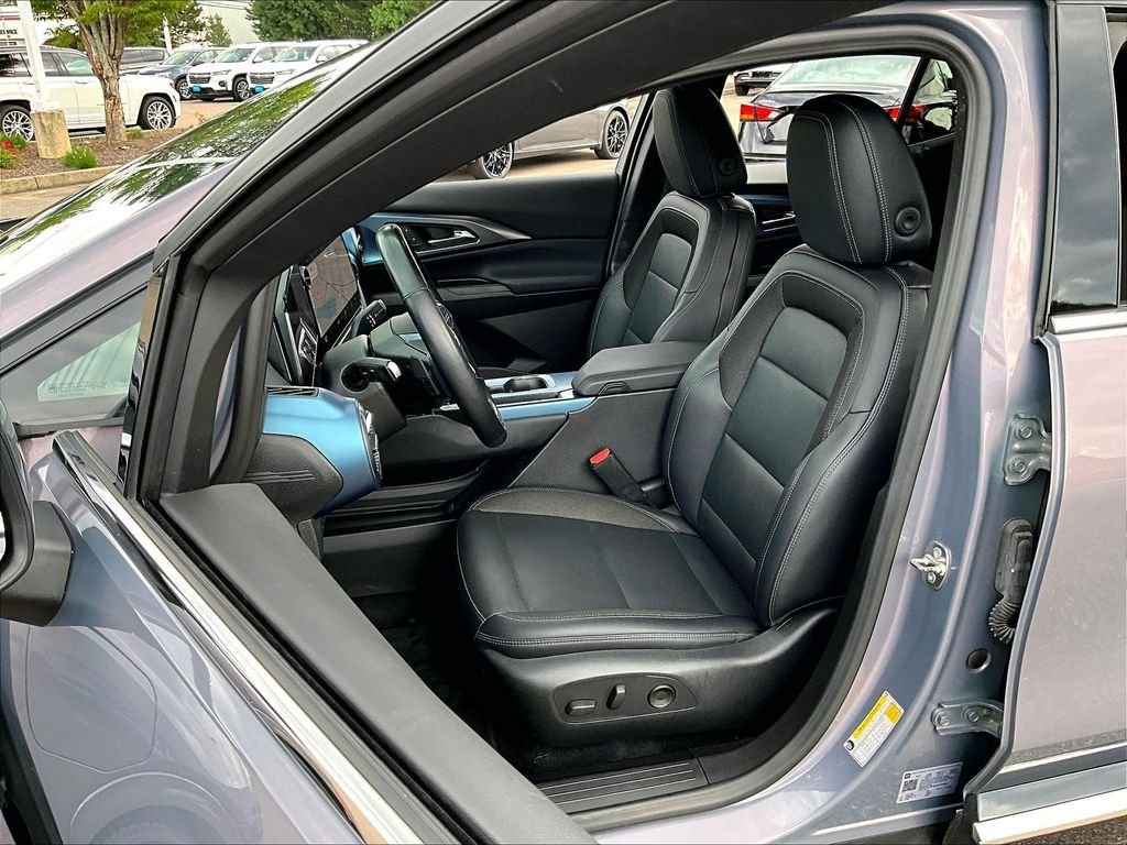 Used 2024 Chevrolet Equinox EV LT FWD image 10