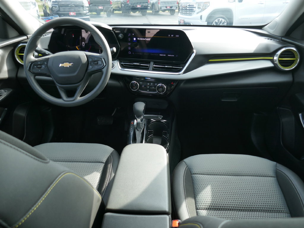 Certified 2026 Chevrolet Trax LT FWD image 21