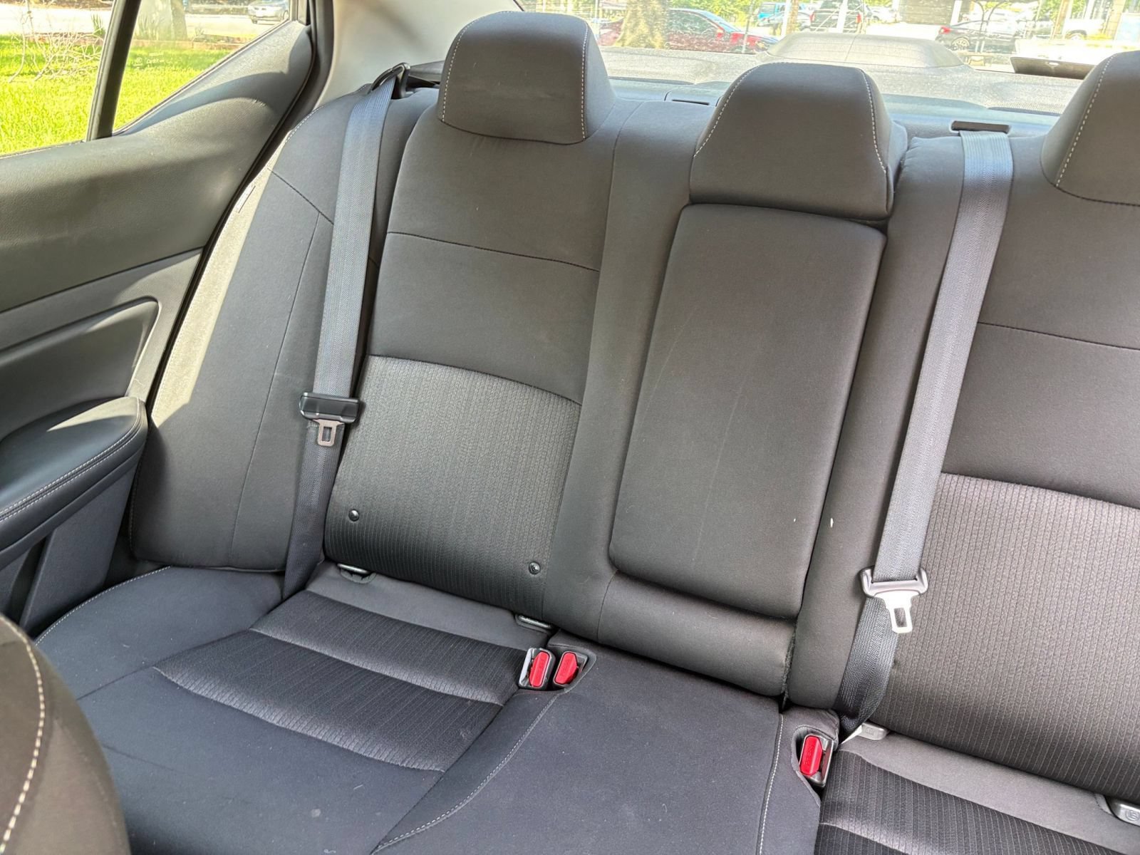 Used 2025 Nissan Altima 2.5 SV FWD image 34