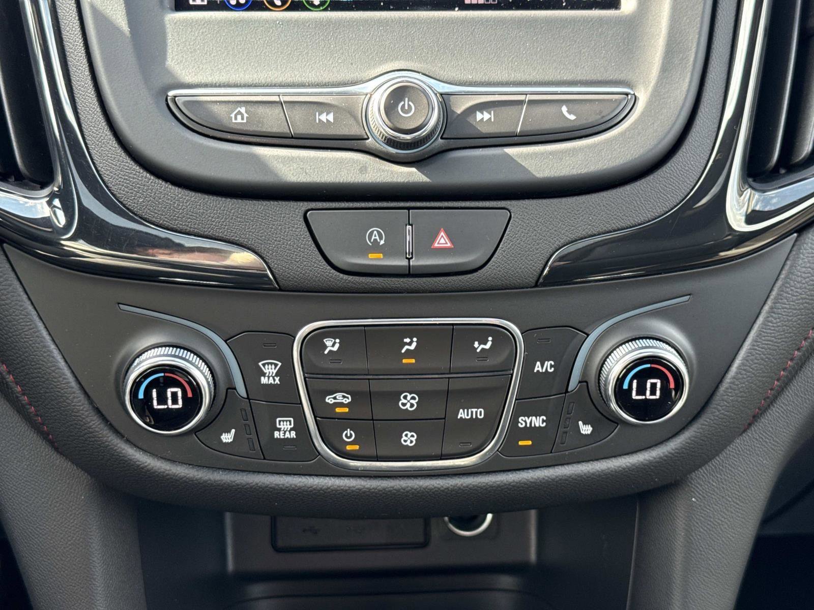 Used 2023 Chevrolet Equinox RS image 6