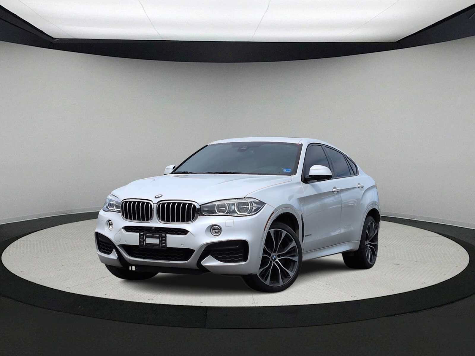 Used 2019 BMW X6 xDrive50i w/ M Sport Package AWD/4WD image 1