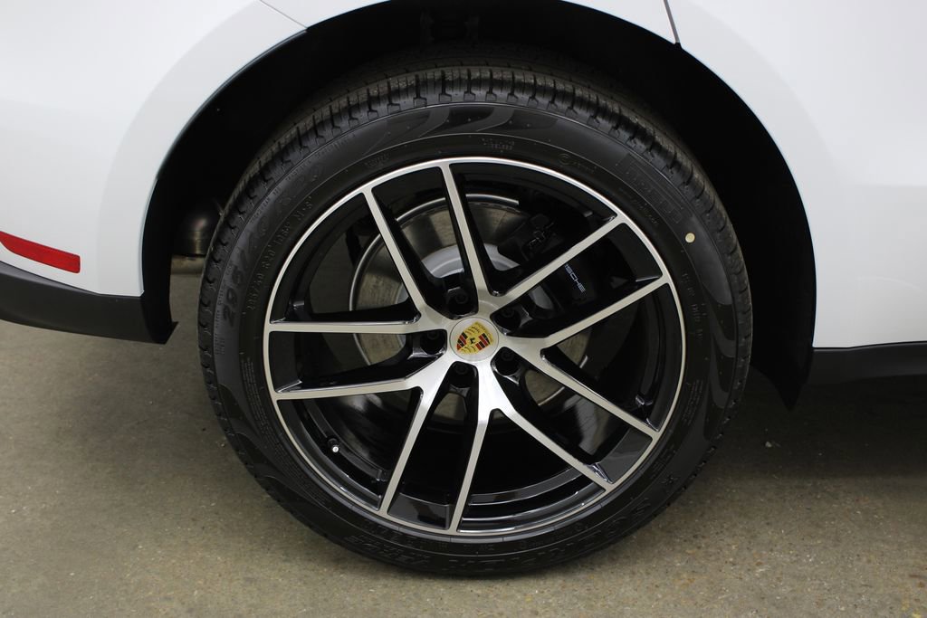 New 2026 Porsche Macan image 14