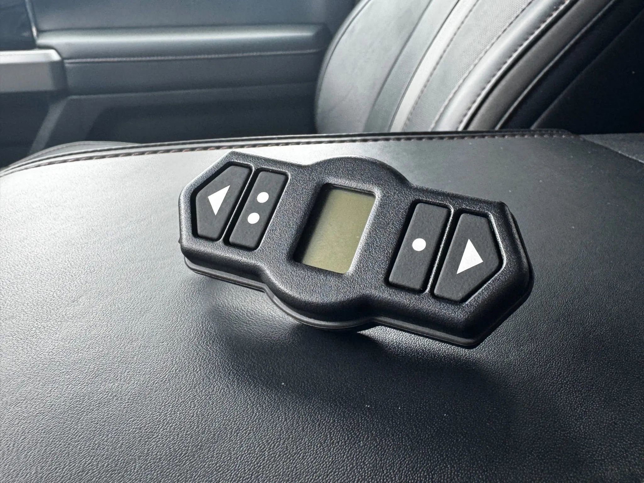 Used 2020 Ford F350 Platinum w/ FX4 Off-Road Package AWD/4WD image 31