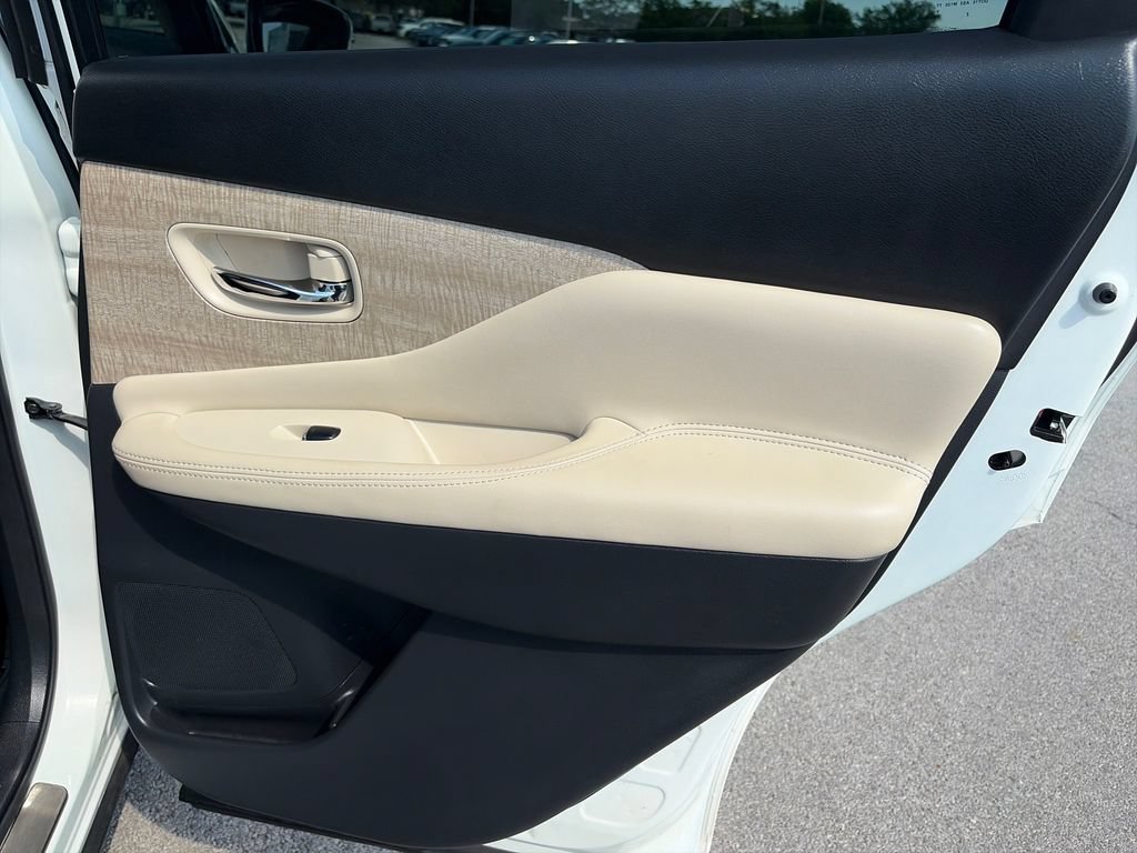Used 2024 Nissan Murano SL AWD/4WD image 31