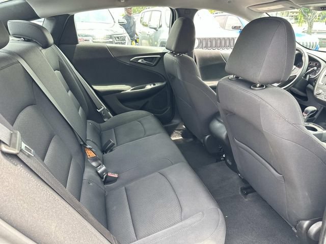 Used 2024 Chevrolet Malibu RS FWD image 12