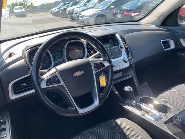 Used 2017 Chevrolet Equinox LT w/ Convenience Package image 12