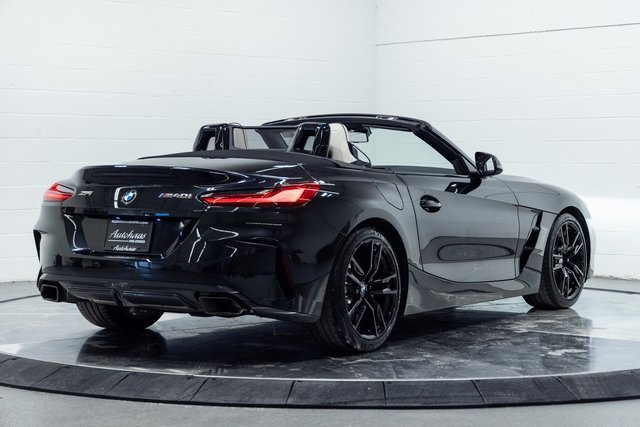 Used 2024 BMW Z4 M40i w/ Premium Package image 10