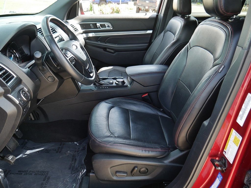 Used 2019 Ford Explorer Sport w/ Equipment Group 401A AWD/4WD image 11
