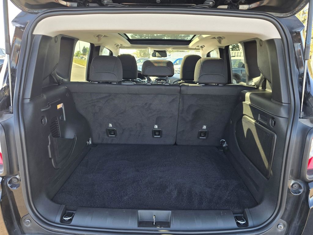 Used 2023 Jeep Renegade Latitude w/ Sun/Sound Group AWD/4WD image 33