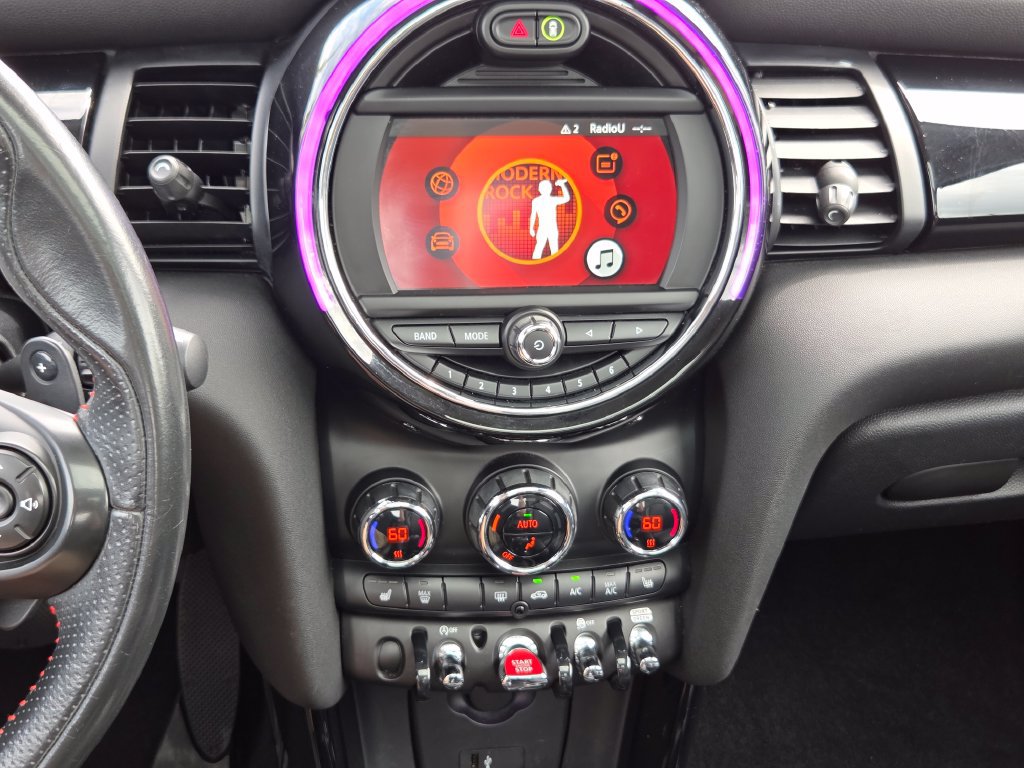 Used 2020 MINI Cooper S FWD image 32