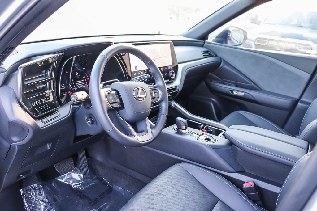 Used 2025 Lexus TX 350 AWD w/ Technology Package image 24