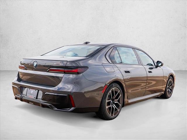 Used 2023 BMW i7 xDrive60 AWD/4WD image 5