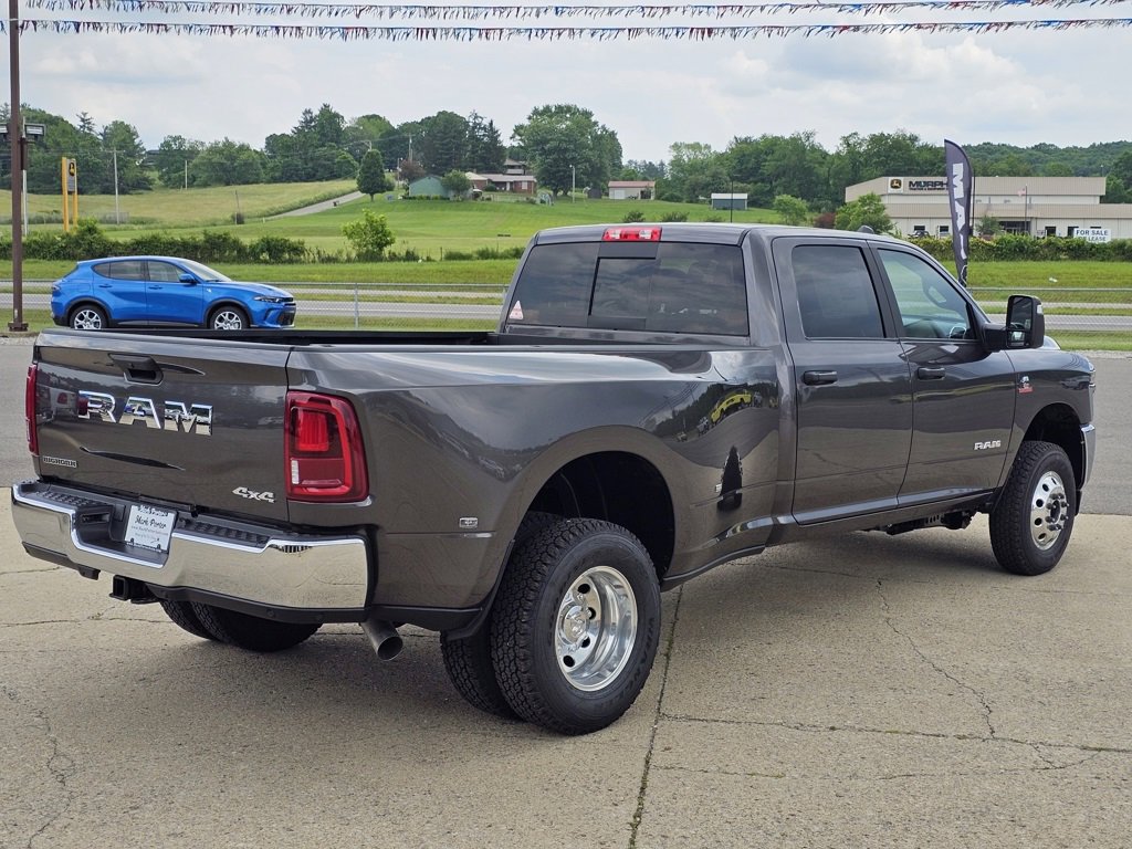 New 2025 RAM 3500 Big Horn image 5