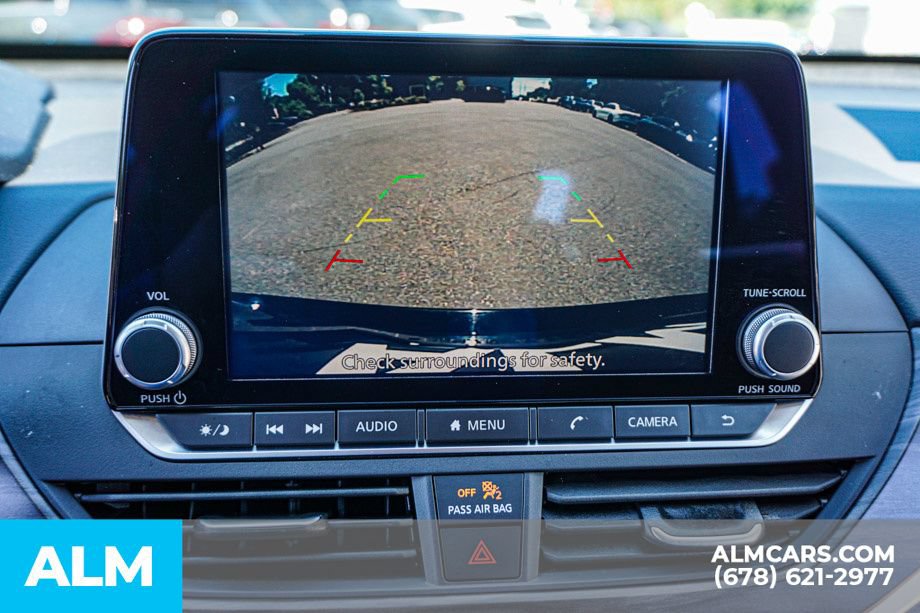 Used 2025 Nissan Altima 2.5 SV FWD image 34