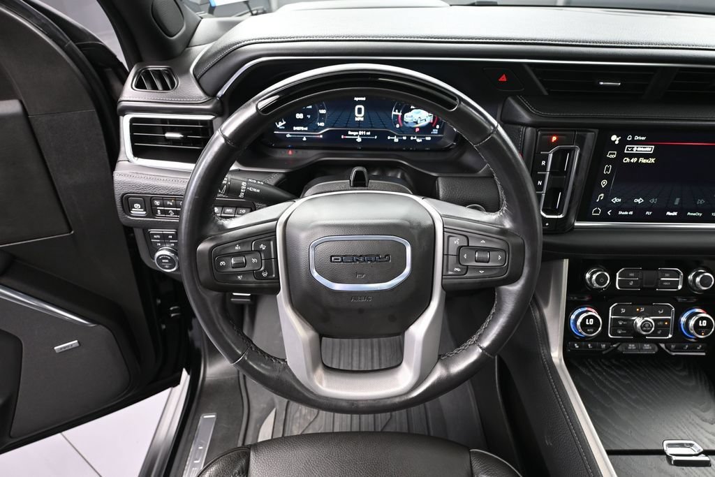 Used 2024 GMC Yukon Denali w/ Denali Reserve Package AWD/4WD image 21