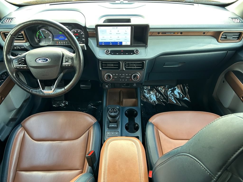 Used 2022 Ford Maverick Lariat w/ Lariat Luxury Package FWD image 12