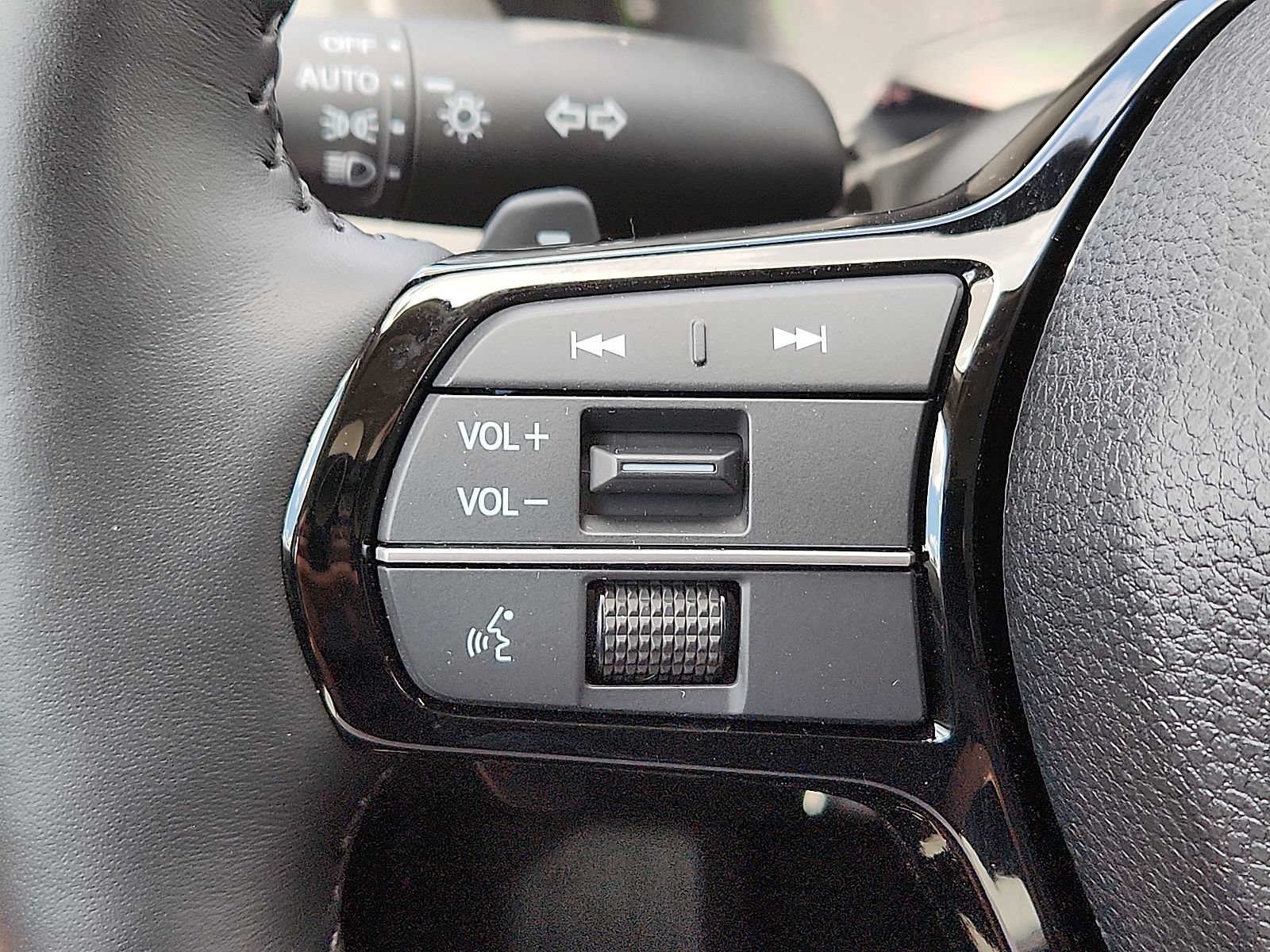 Used 2025 Honda Accord Touring image 16