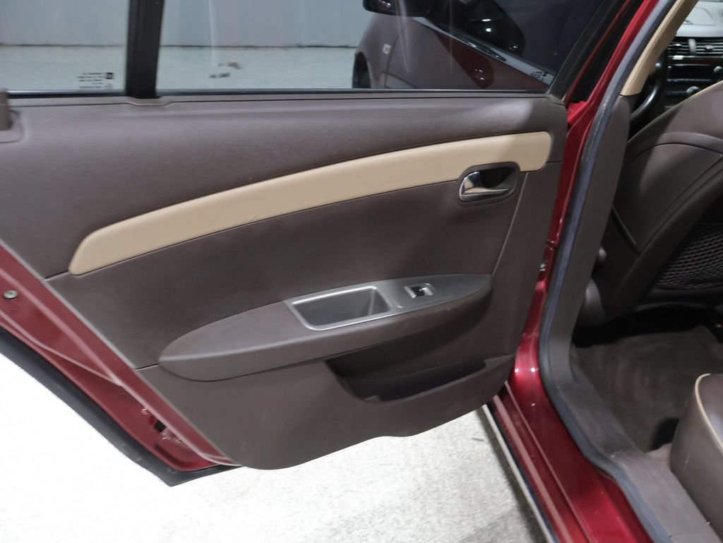 Used 2008 Chevrolet Malibu LTZ FWD image 22