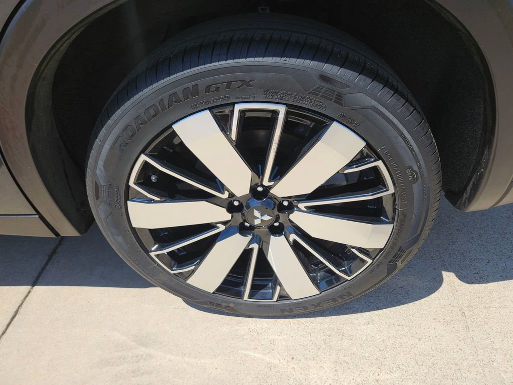 Used 2025 Mitsubishi Outlander SE FWD image 25