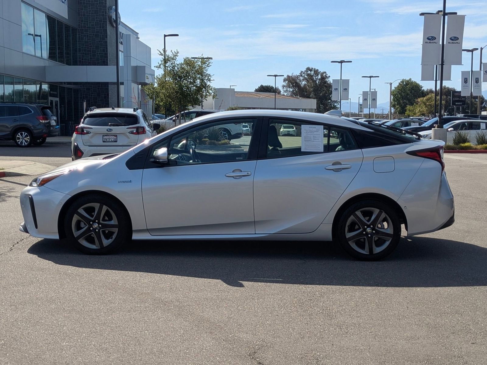 Used 2020 Toyota Prius XLE w/ Carpet Mat Package image 2