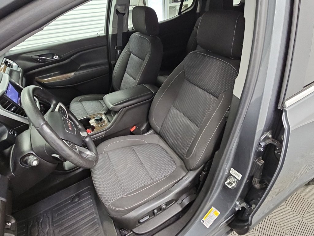 Used 2022 GMC Acadia SLE w/ Driver Convenience Package FWD image 28