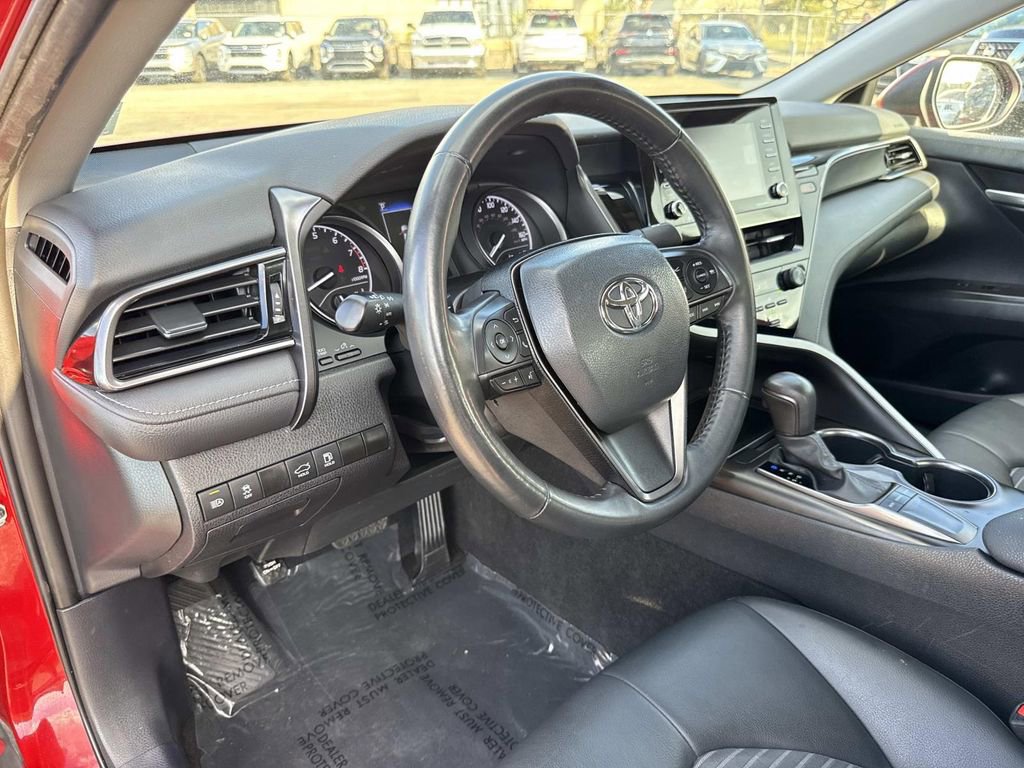 Used 2024 Toyota Camry SE image 20