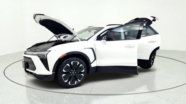Used 2024 Chevrolet Blazer EV RS AWD/4WD image 14