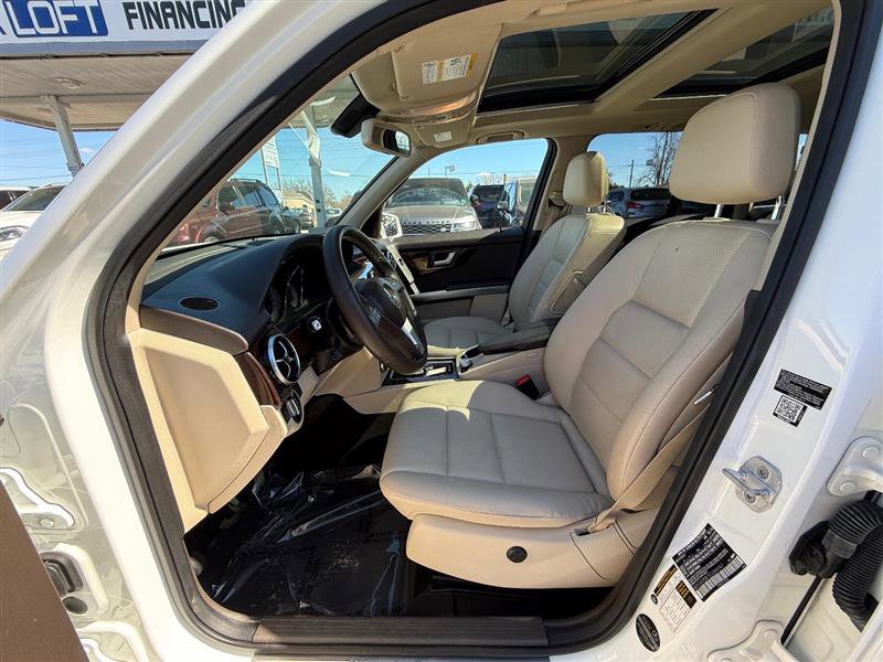 Used 2014 Mercedes-Benz GLK 350 4MATIC image 18
