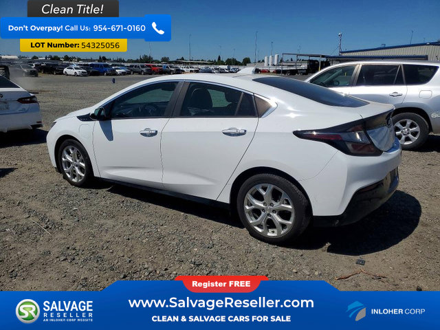 Used 2016 Chevrolet Volt Premier w/ Driver Confidence Package FWD image 3