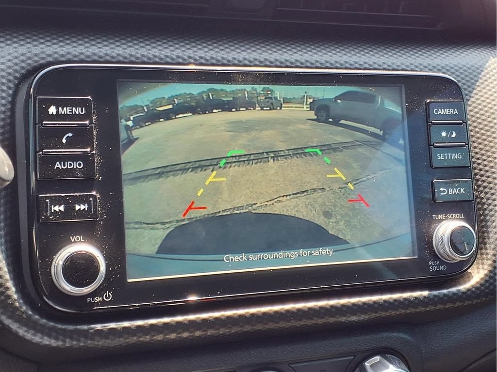 Used 2024 Nissan Kicks SV FWD image 9