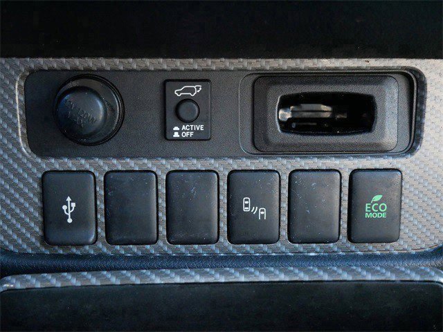 Used 2022 Mitsubishi Outlander SEL image 25