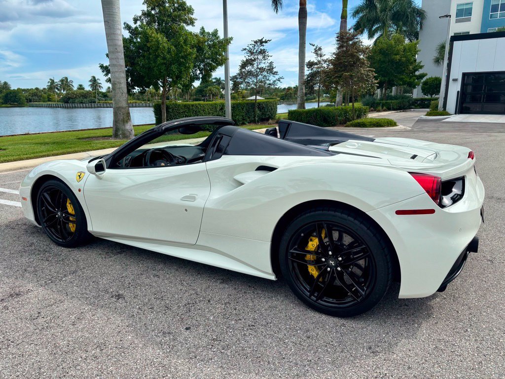 Used 2017 Ferrari 488 Spider RWD image 11