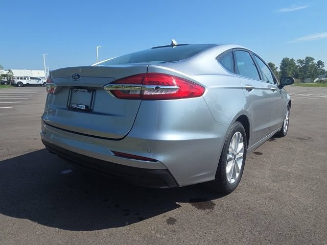 Used 2020 Ford Fusion SE FWD image 9