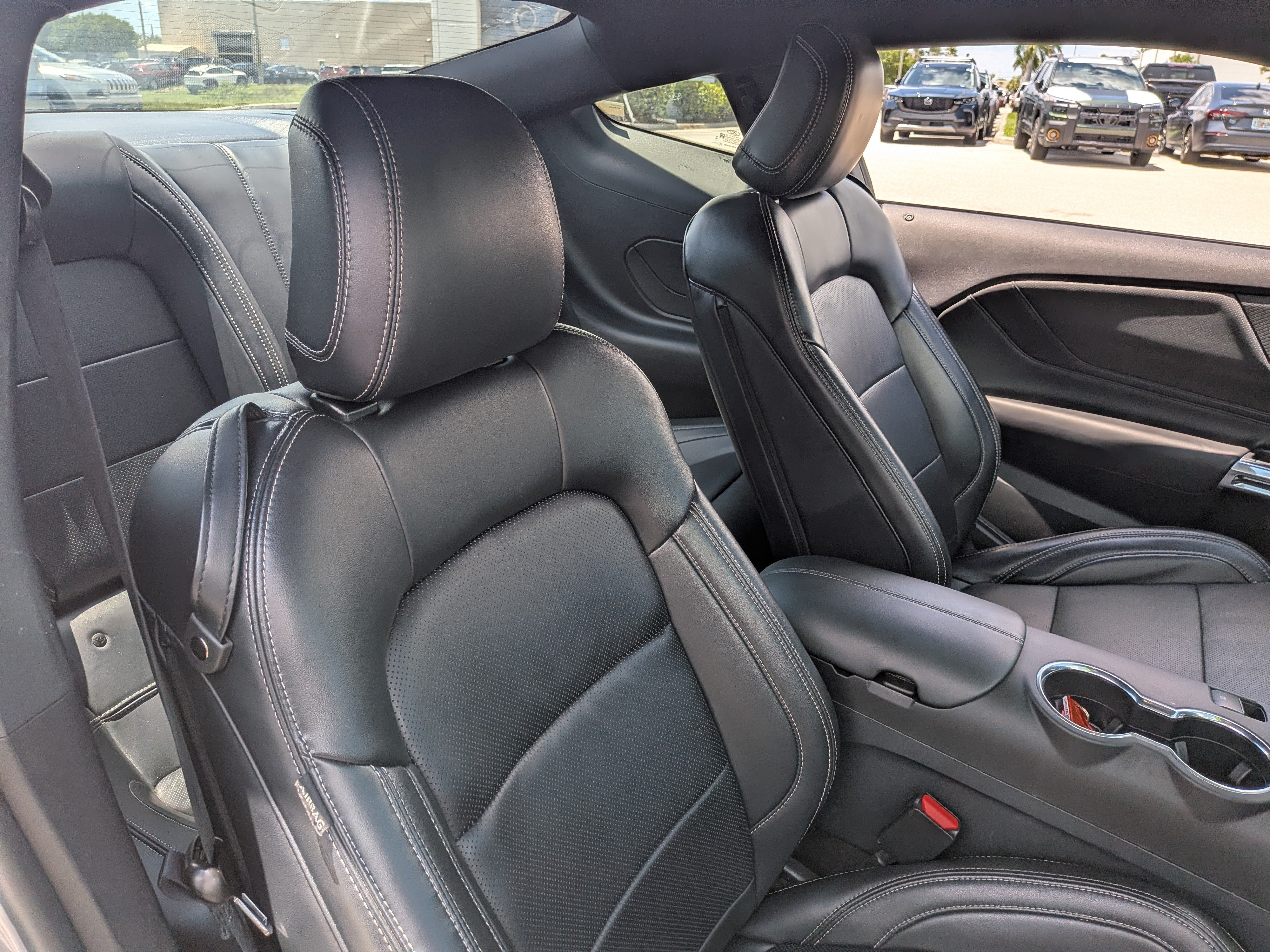 Used 2025 Ford Mustang Premium RWD image 15
