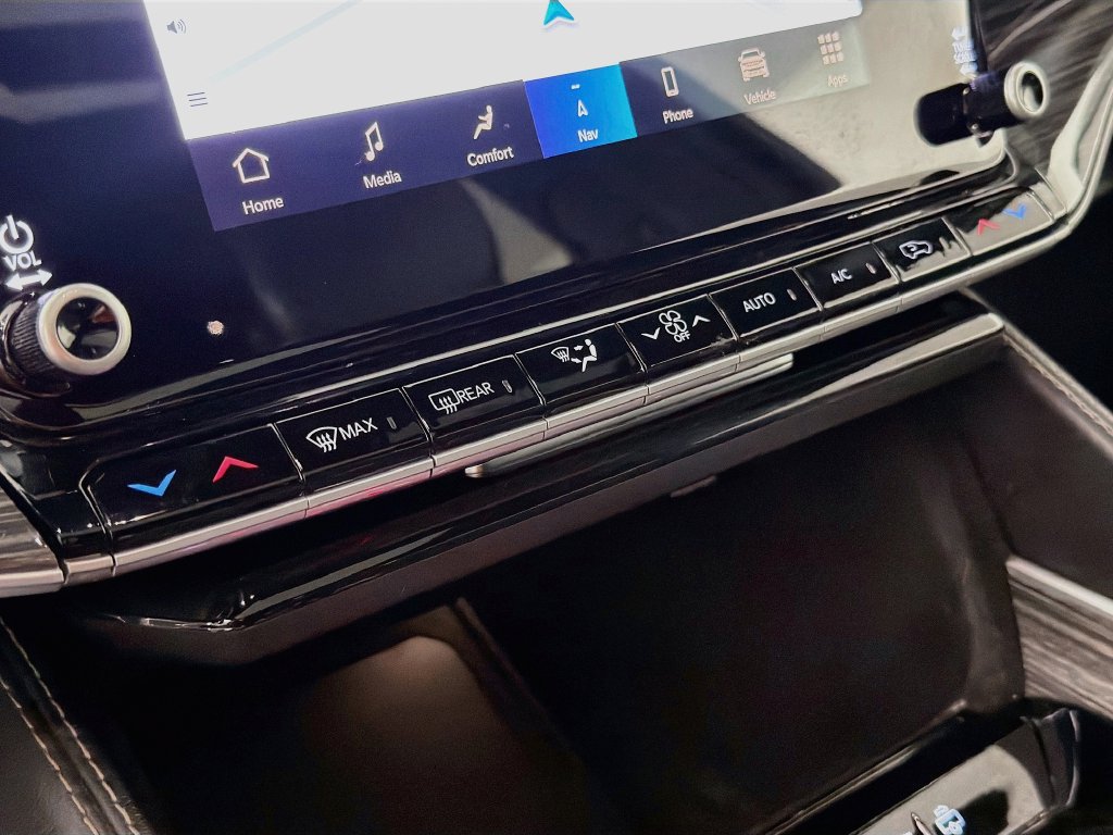 Used 2022 Jeep Wagoneer Series II w/ Premium Group I AWD/4WD image 16
