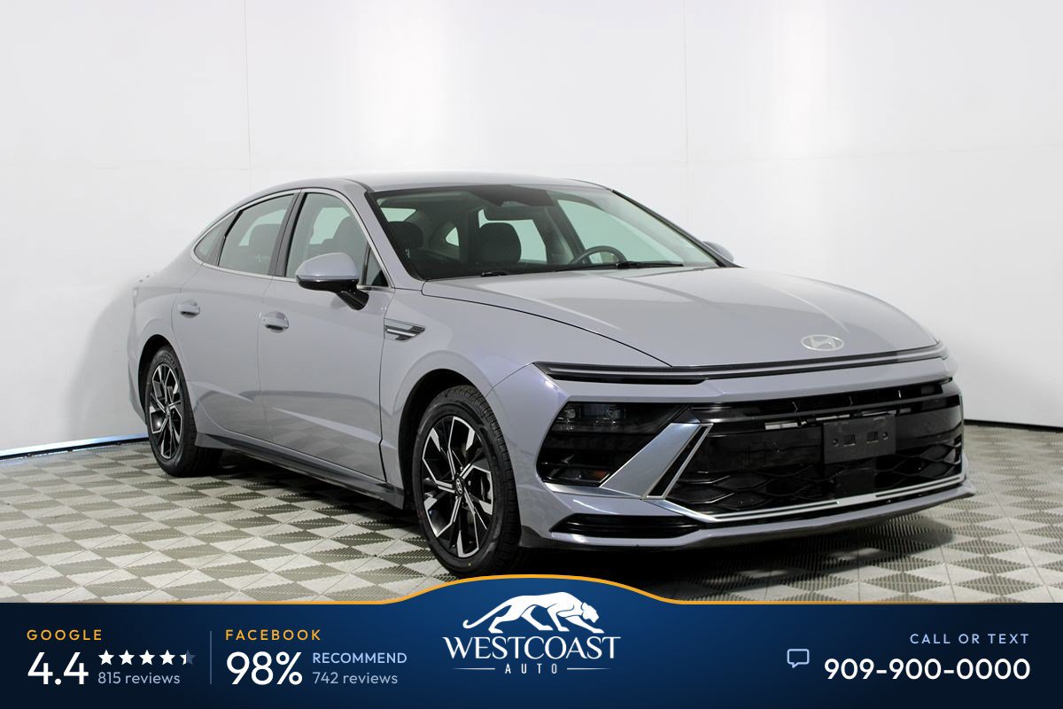 Used 2024 Hyundai Sonata SEL FWD image 1