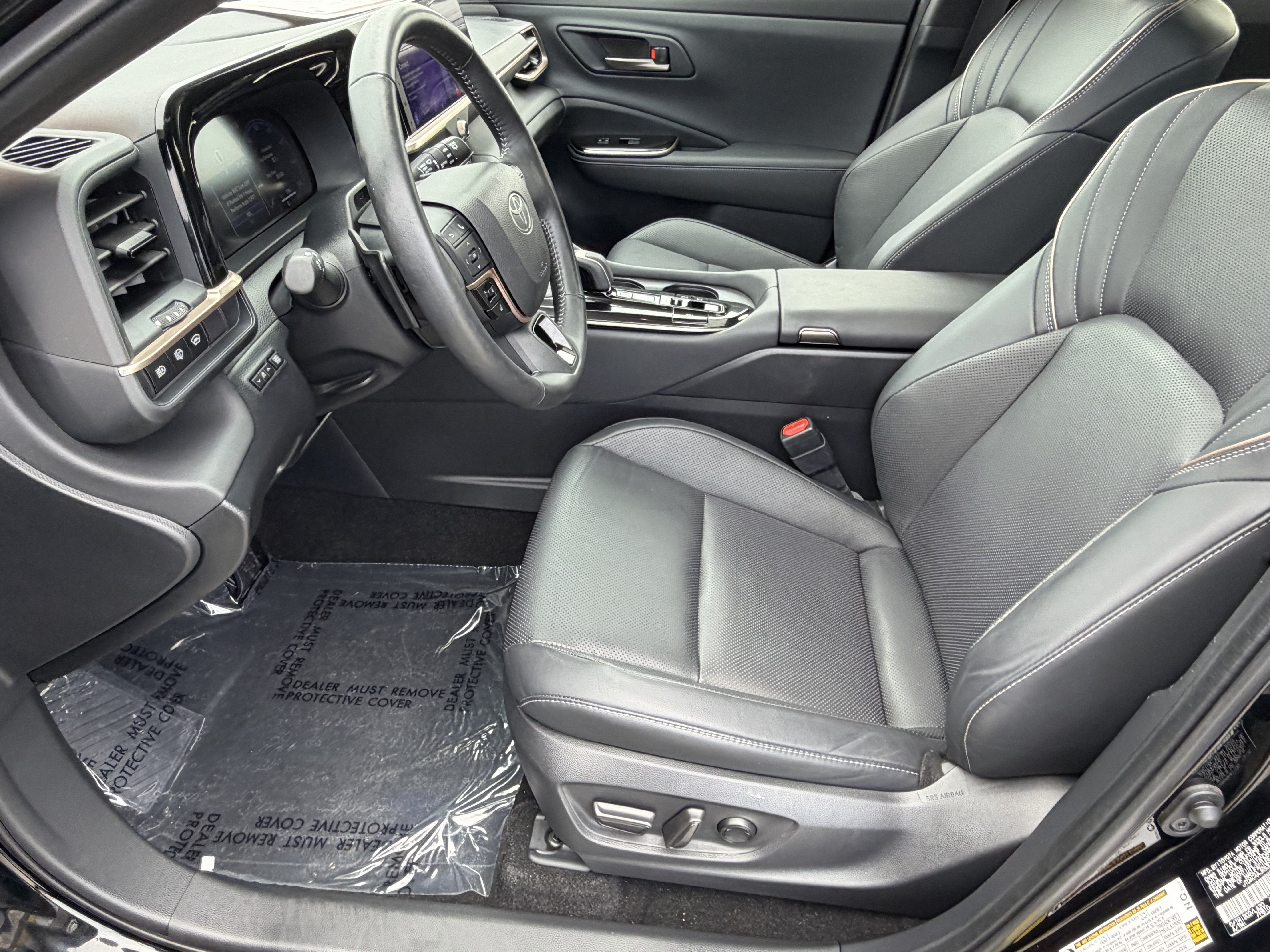 Certified 2025 Toyota Crown Signia w/ Advanced Technology Package AWD/4WD image 28