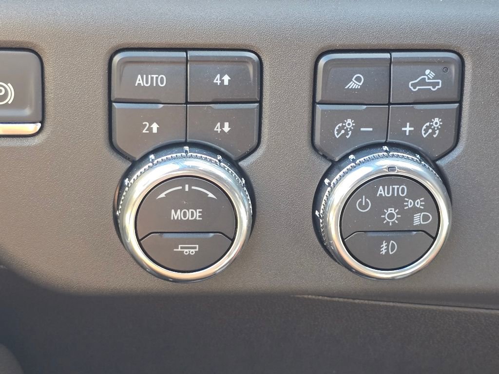 New 2025 GMC Sierra 2500 SLT w/ SLT Premium Package image 13