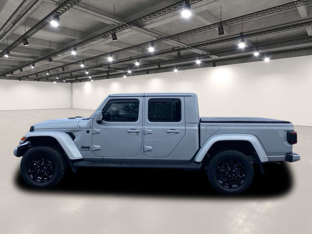 Used 2022 Jeep Gladiator Overland image 4