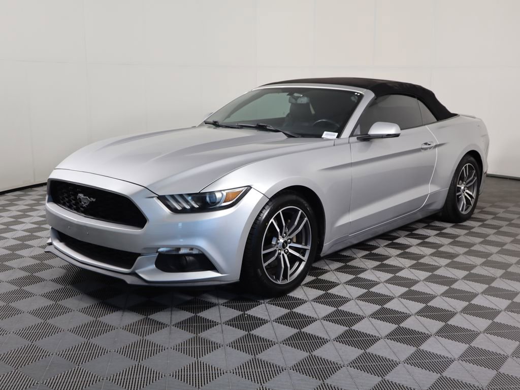 Used 2016 Ford Mustang Premium image 9