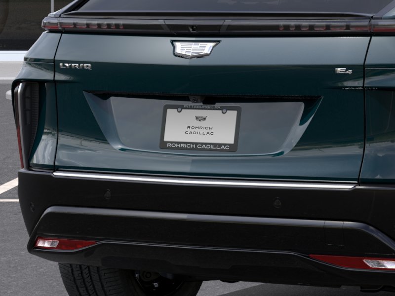 New 2027 Cadillac Lyriq Premium Luxury w/ LPO, Floor Liner Package AWD/4WD image 14