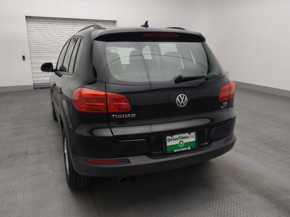Used 2017 Volkswagen Tiguan S AWD/4WD image 6