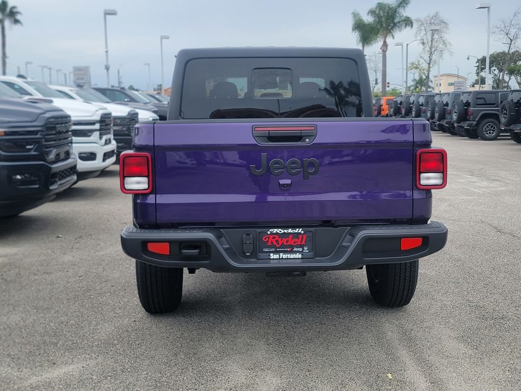 New 2026 Jeep Gladiator Sport AWD/4WD image 5