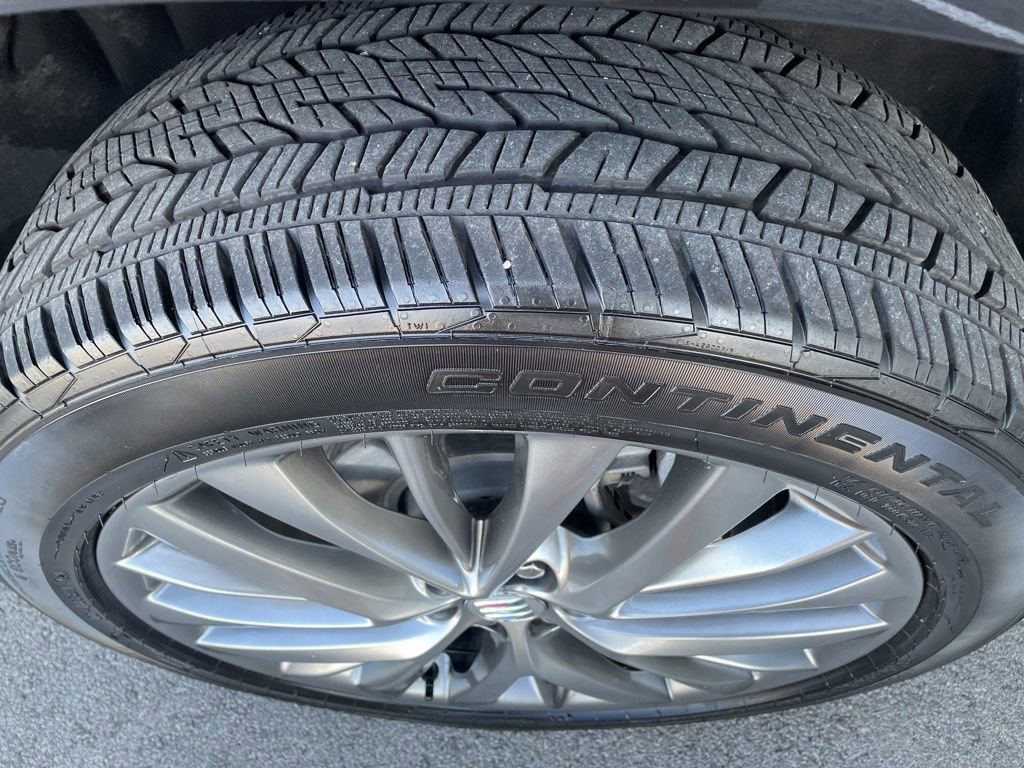 Used 2025 Buick Enclave Avenir w/ Super Cruise Package AWD/4WD image 36