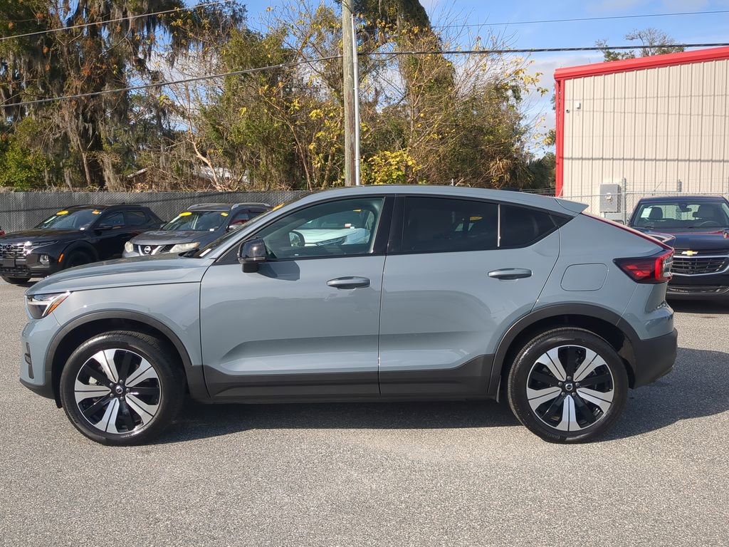 Used 2023 Volvo C40 Recharge Core image 16