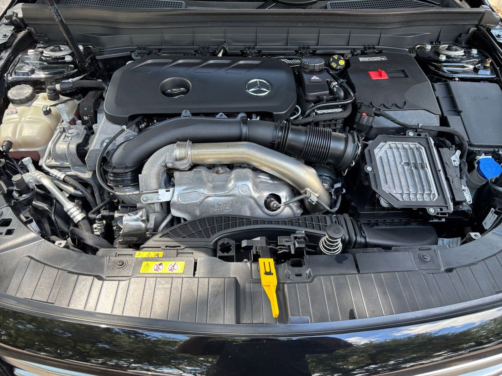 Used 2025 Mercedes-Benz GLB 250 image 33