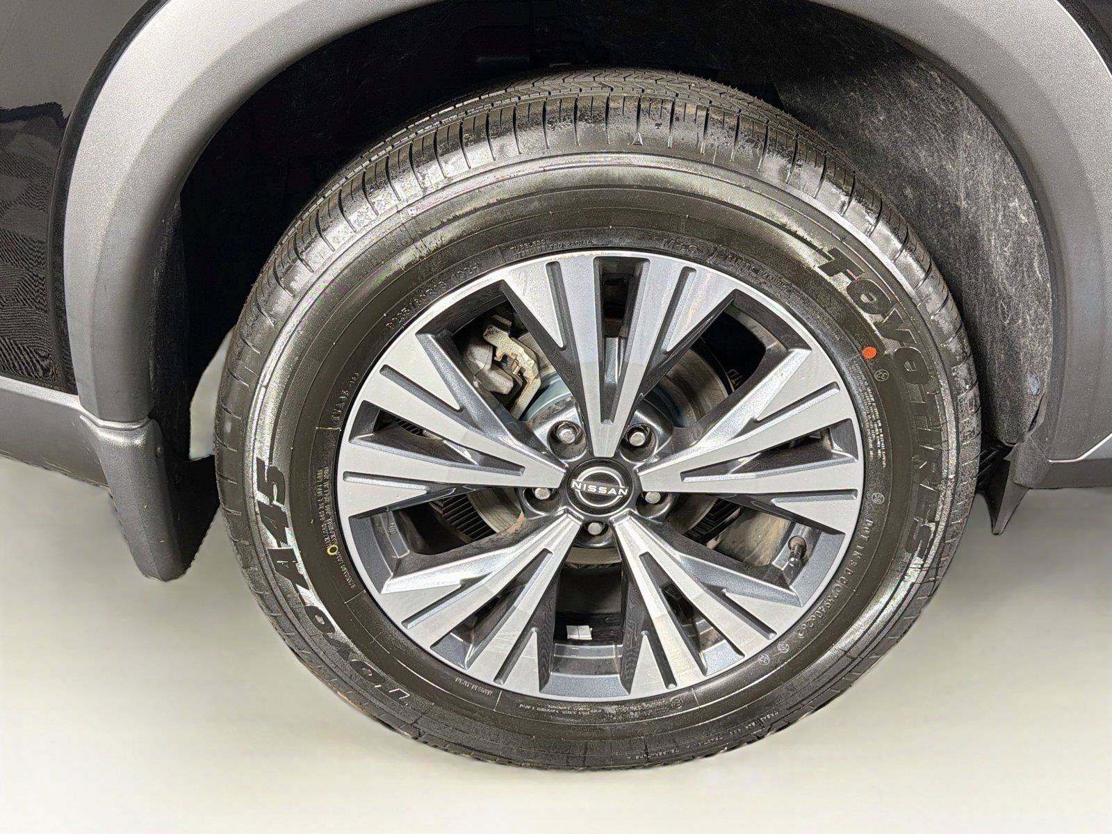 Used 2023 Nissan Rogue SV w/ SV Premium B Package AWD/4WD image 34