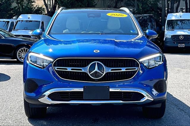 Used 2026 Mercedes-Benz GLC 300 4MATIC image 2